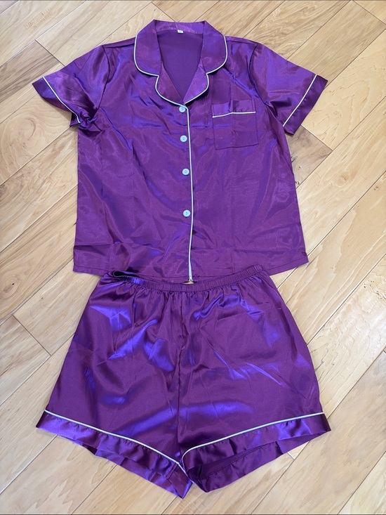 Other - Women’s 2-Piece Satin Short Pajama Set, with Contrast Piping, L. Purple Tone.